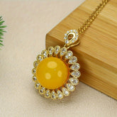 Men's Fashion Yellow Agate Pendant Necklace for Confidence and Positive Energy