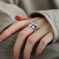 Adjustable Floral Ring for Valentine’s Day – Bohemian Copper Jewelry with Spiritual Symbolism & Hypoallergenic Design