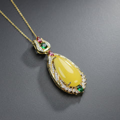 Elegant Agate Pendant Necklace with Green and Yellow Stones for Harmony and Abundance