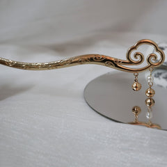 Ancient Style Hairpin with Cloud Design - Silver Metal Hair Accessory for Ethnic Hairstyles - Mindful Energy Flow & Spiritual Symbolism