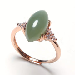 Boho-Chic Natural Stone Ring - Green Gemstone Energy for Beach Parties & Proms