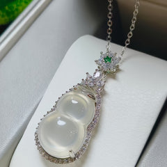High Ice Transparent Agate Gourd Pendant Necklace - Chinese Style Lucky Charm for Wealth and Health