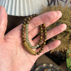 Harmonizes spiritual energy, supports mindfulness, emotional balance, and holistic well-being—an elegant unisex accessory for daily wear and spiritual gifting.