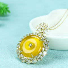 Men's Yellow Agate Pendant Necklace with Cubic Zirconia Accents - Grounding Energy & Prosperity Symbol for Casual & Formal Wear