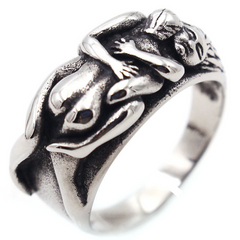 European American Retro Men’s Stainless Steel Masculine Love Hug Ring — Spiritual Energy, Emotional Harmony & Vitality Amulet