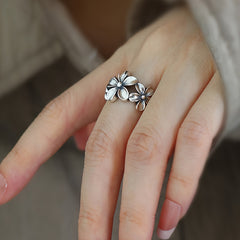 Adjustable Floral Ring for Valentine’s Day – Bohemian Copper Jewelry with Spiritual Symbolism & Hypoallergenic Design