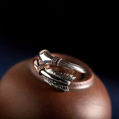 Adjustable Arrow Ring - Vintage Bronze Weapon Jewelry for Peace & Strength