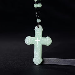 Light Green Retro Cross Pendant Necklace: Minimalist Fashion with Spiritual Protection for Earth Day & Family Celebrations
