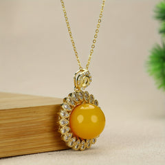 Men's Fashion Yellow Agate Pendant Necklace for Confidence and Positive Energy