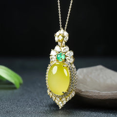 Elegant Retro Oval Chicken Oil Yellow Jade Necklace with Cubic Zirconia - Grounding Energy & Vintage Charm for Casual & Formal Wear