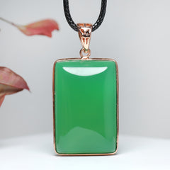 Elegant Natural Stone Pendant Necklace for Love Harmony and Couples Connection