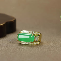 Vintage Style Green Agate Men's Ring for Grounding, Prosperity, and Adaptable Energy