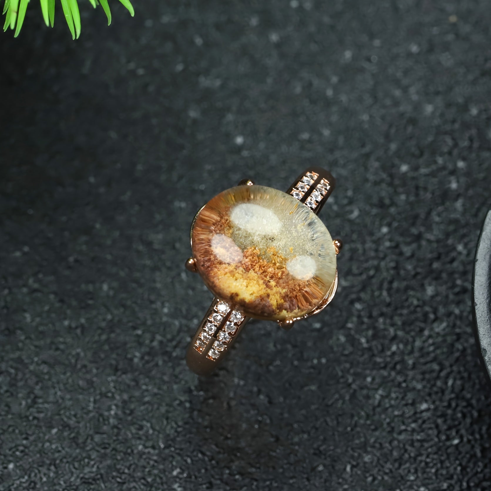 Vintage Crystal Ring for Women with Earthy Marbled Pattern Openwork Design, Grounding & Spiritual Connection Jewelry