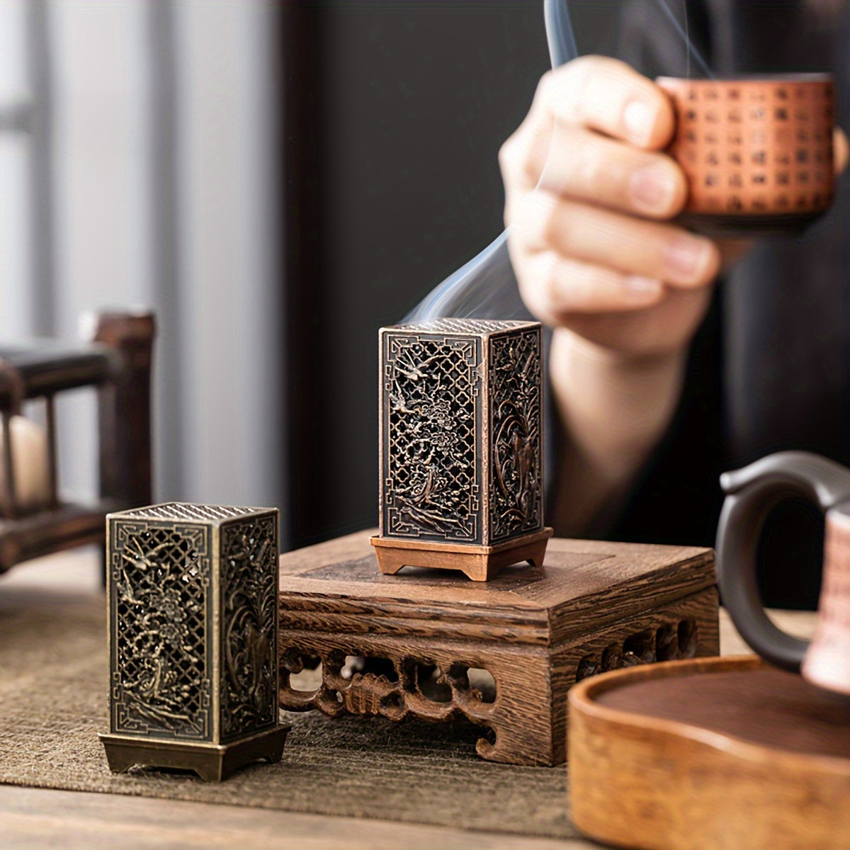 Plum Orchid Bamboo Chrysanthemum Metal Incense Burner - Traditional Design for Home Aromatherapy & Office Decor
