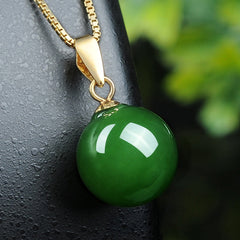 Elegant Glossy Green Imitation Jade Pendant Necklace - Spiritual Energy & Harmony