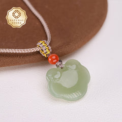 Natural Stone Necklace - Emerald Green Gemstone Jewelry for Harmony & Protection