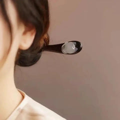 Women's Traditional Chinese Hanfu Hair Stick - Solid Wood Fox-Shaped Hairpin with White-like Caput Finial, Elegant Bun Maker for Cultural Events & Period Costumes