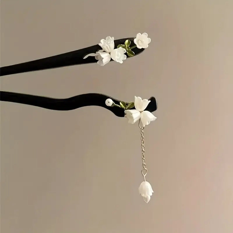 2pcs Vintage Lily of the Valley Wooden Hair Clips - Elegant Updos for Traditional Chinese Outfits with Natural Energy Flow