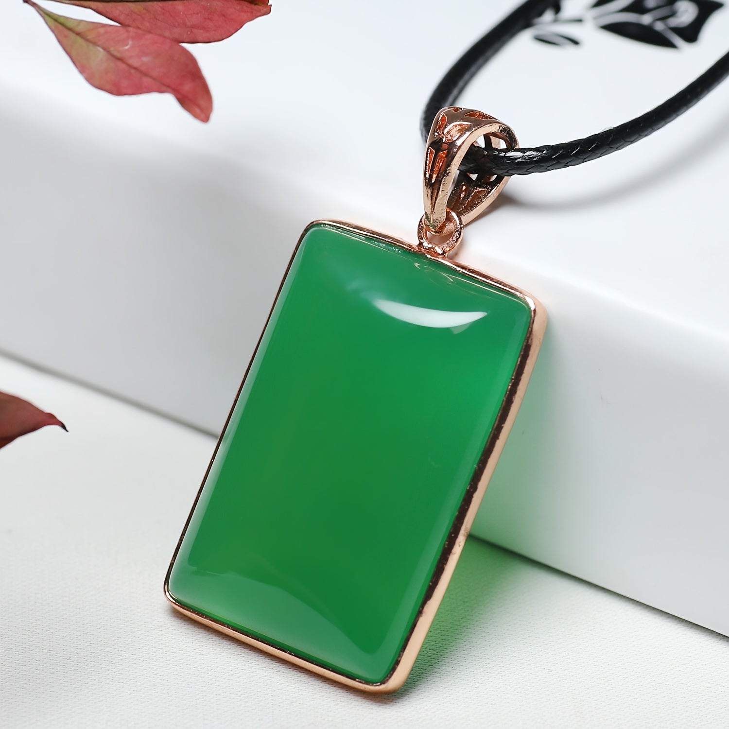 Elegant Natural Stone Pendant Necklace for Love Harmony and Couples Connection