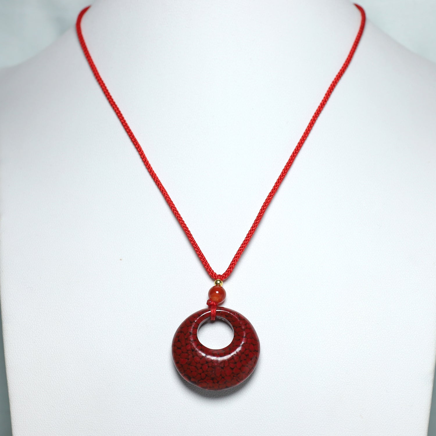 Red Sand Princess Knot Pendant Necklace - Unisex Beaded Charm for Good Luck & Professional Success