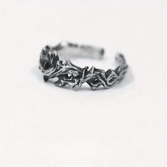 Vintage Gothic Thorn Design Zinc Alloy Ring — Spiritual Protection, Ancient Wisdom & Edgy Style Amulet