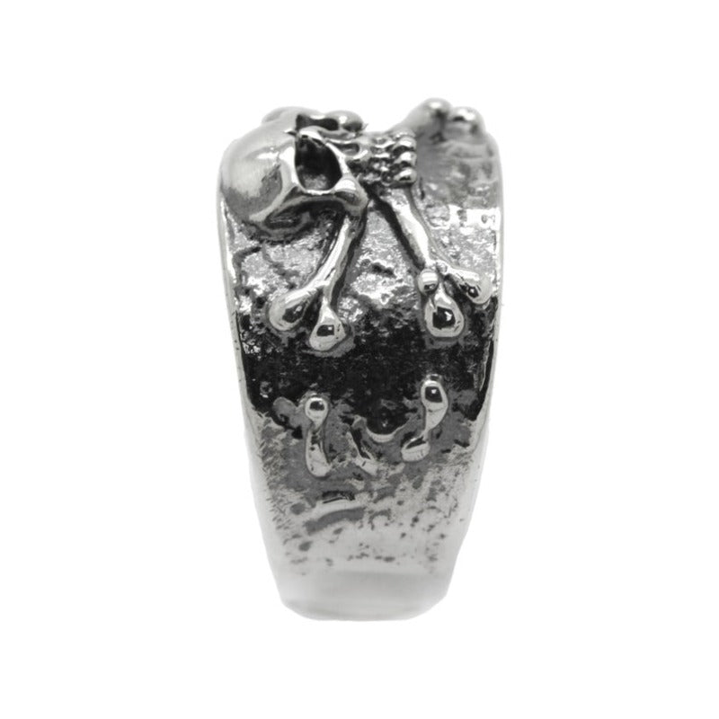 Skull and Memento Mori Ring — Chunky Pirate Biker Ring for Energy Protection & Spiritual Harmony