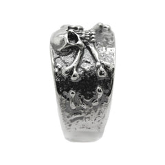 Skull and Memento Mori Ring — Chunky Pirate Biker Ring for Energy Protection & Spiritual Harmony