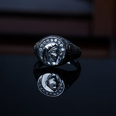 Vintage Unisex Mary Ring — Divine Feminine Energy, Protection & Spiritual Harmony Talisman
