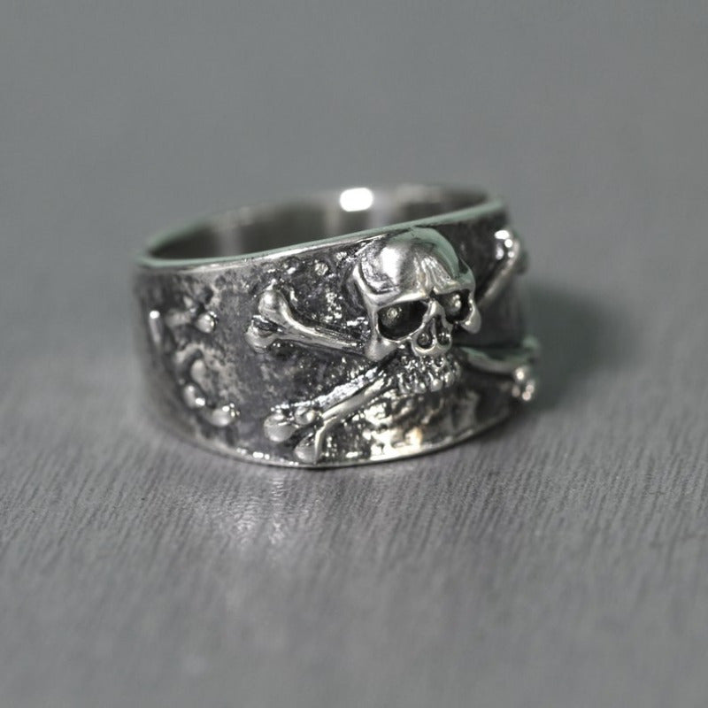 Skull and Memento Mori Ring — Chunky Pirate Biker Ring for Energy Protection & Spiritual Harmony