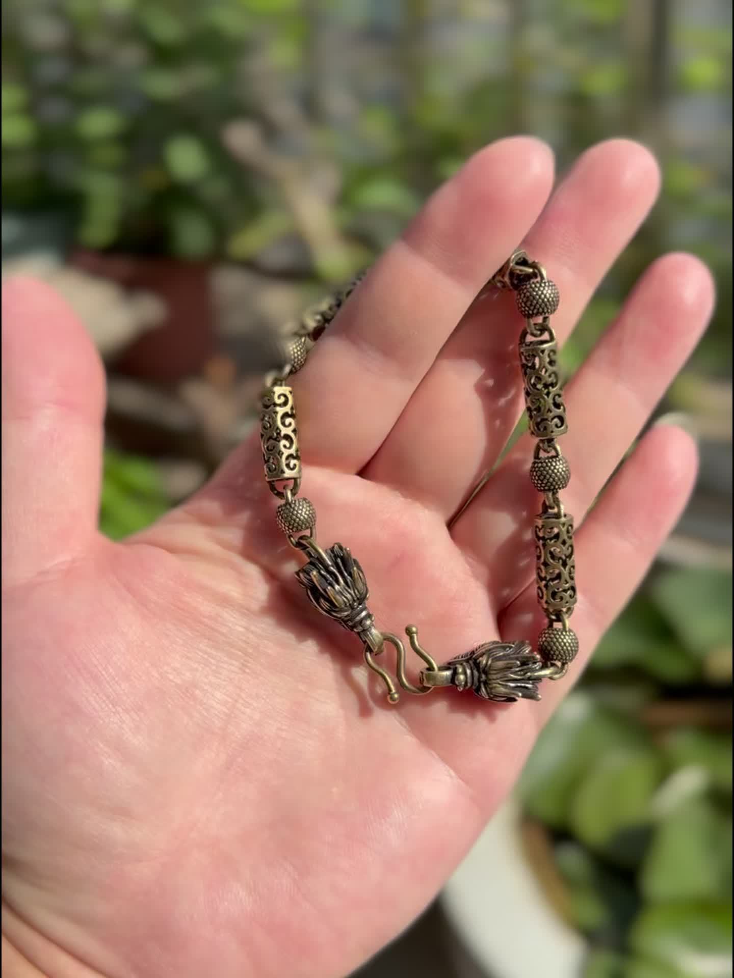 [Vintage Hollow Dragon Head Gift] Vintage Brass Dragon Head Bracelet - Traditional Chinese Style, Unique Gift for Boyfriend, Hollow Design