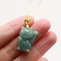 High-Grade Green Aventurine Beckoning Cat Pendant Necklace for Prosperity, Luck, and Positive Energy
