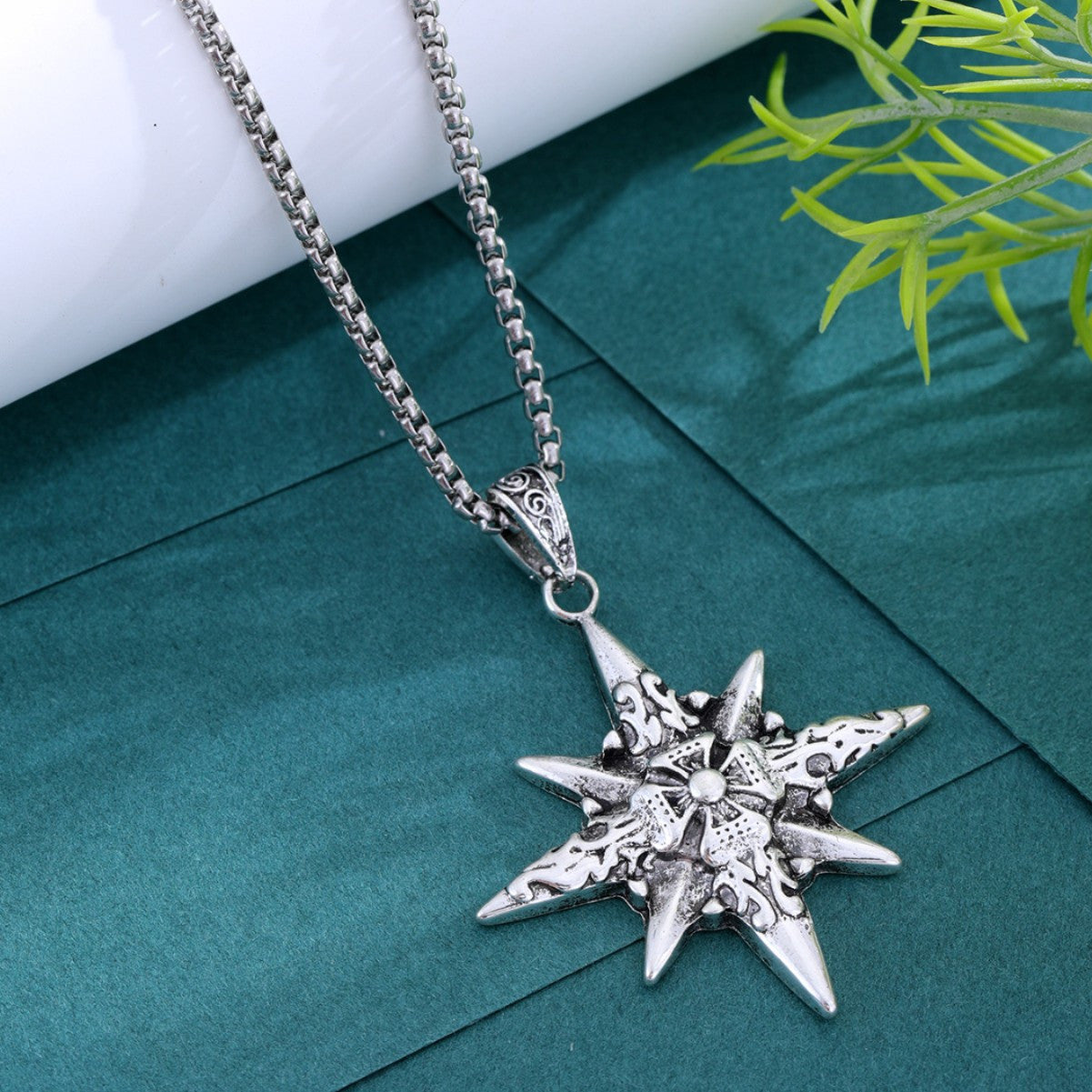Men's Christmas Snowflake Compass Star Pendant Necklace - 18K Gold Plated for Protection & Guidance in Holiday Season