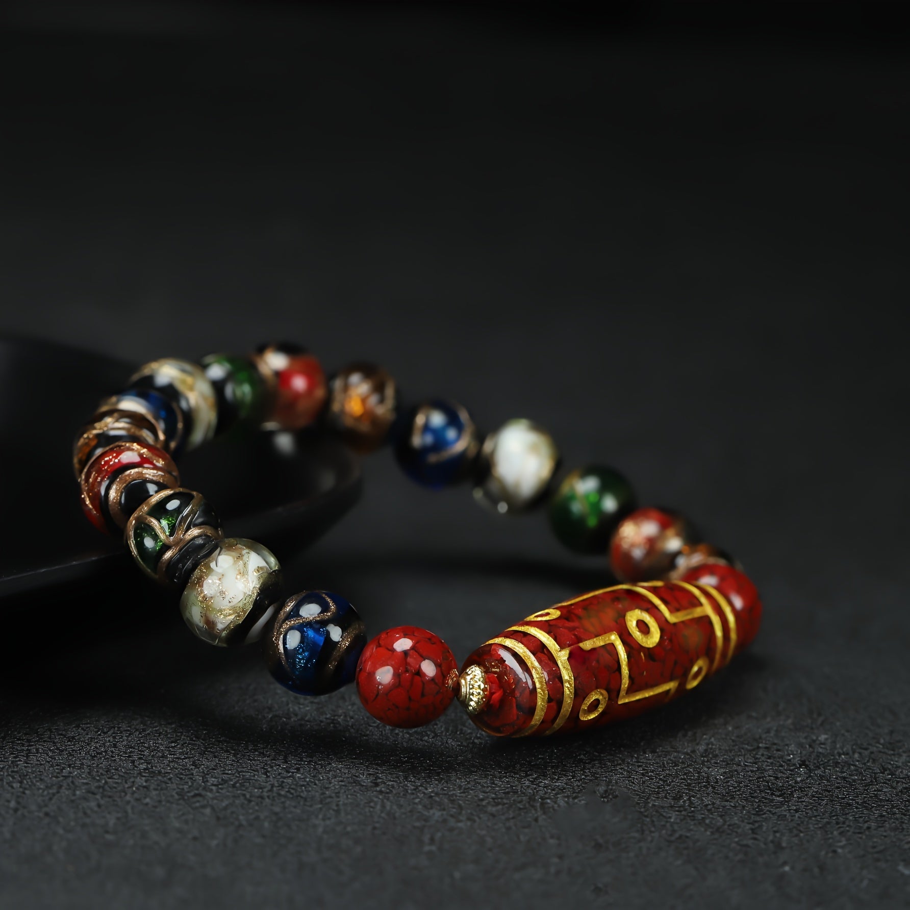 Tibetan Dzi Bead Bracelet for Protection & Luck - Vintage-Inspired Charm Jewelry