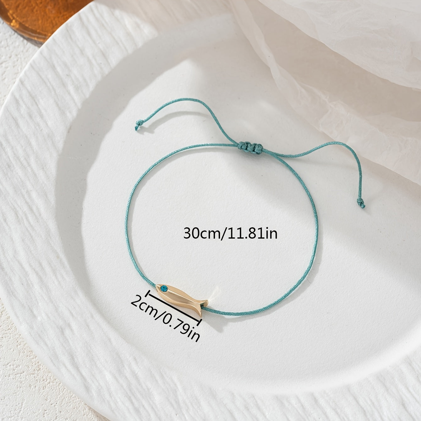 Delicate Fish-Shaped Charm Anklet - Beach-Inspired Energy for Everyday Wear