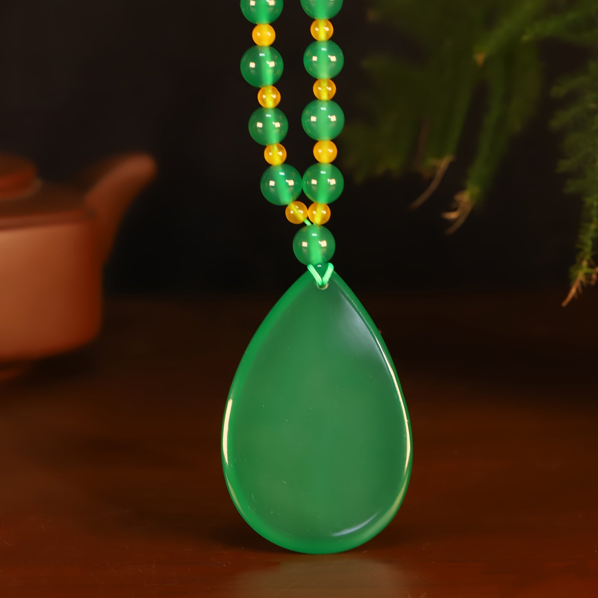 Handmade Natural Agate Teardrop Pendant Necklace - Bohemian Green for Teenage Energy & Daily Wear