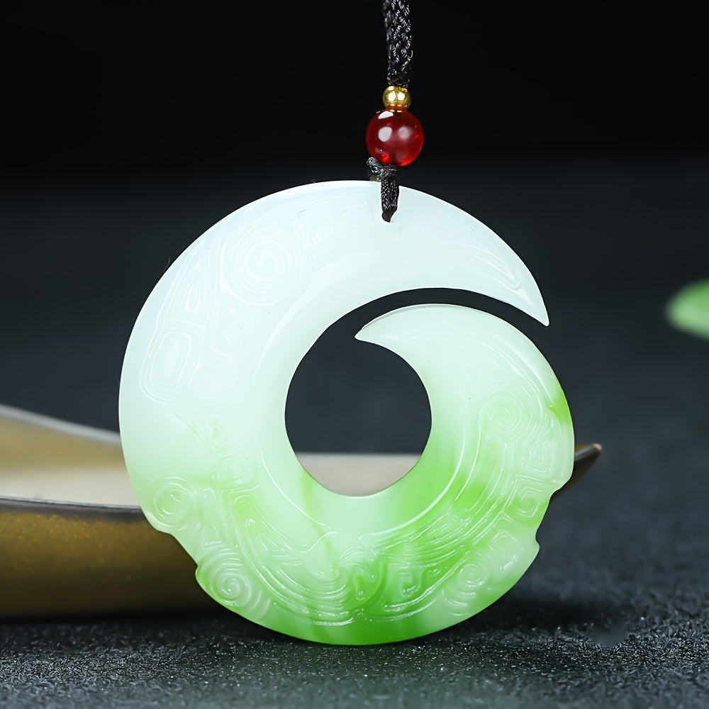 Elegant Antique Green & White Natural Stone Pendant Necklace - Cultural Charm with Gradient Energy