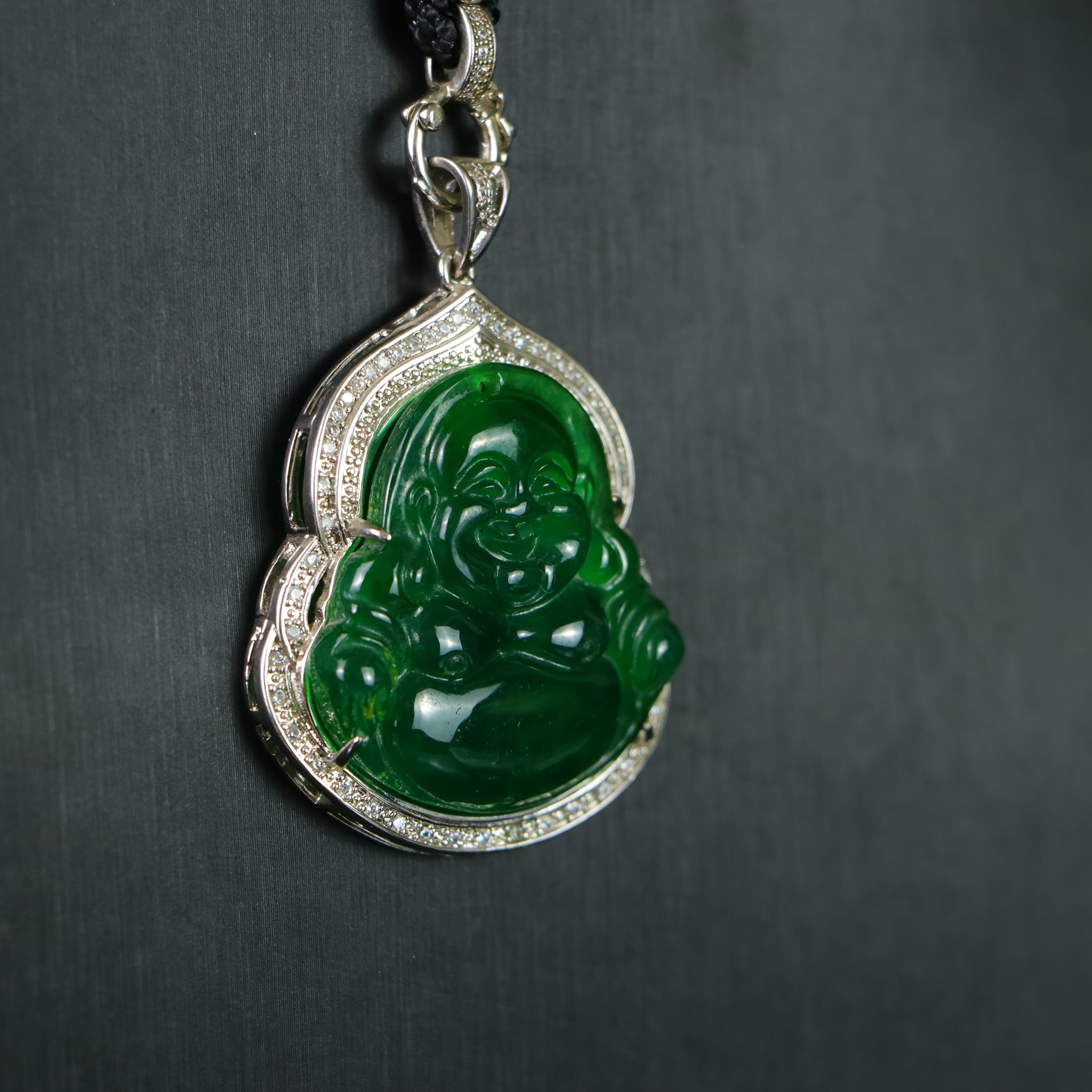 Elegant Faux Jade Emperor Character Pendant Necklace for Men and Women - Natural Stone for Authority, Protection and Spiritual Harmony