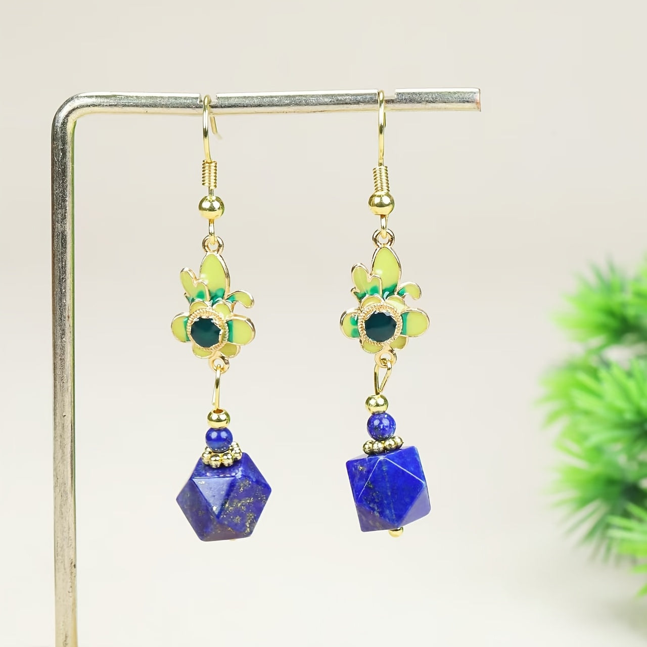 Teenager's Elegant Geometric Drop Earrings with Lapis Lazuli