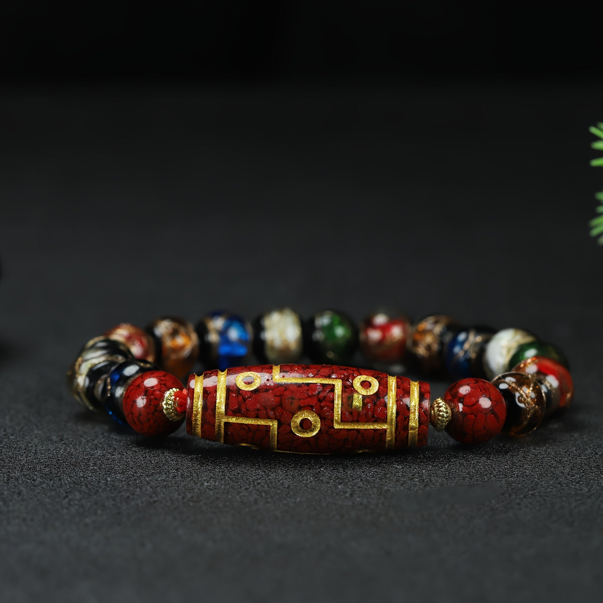 Tibetan Dzi Bead Bracelet for Protection & Luck - Vintage-Inspired Charm Jewelry