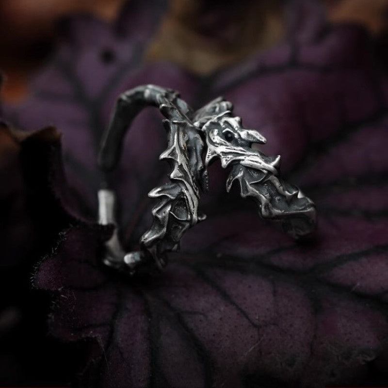 Vintage Gothic Thorn Design Zinc Alloy Ring — Spiritual Protection, Ancient Wisdom & Edgy Style Amulet