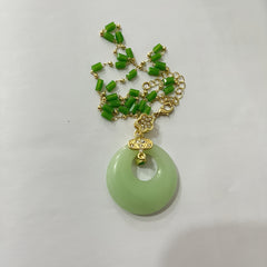 Elegant Vintage Green Teardrop Pendant Necklace - Spiritual Energy & Harmony