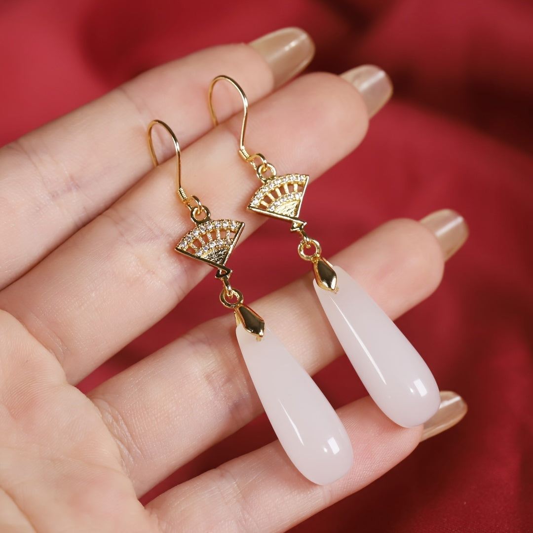 Elegant Natural Stone Earrings Styling