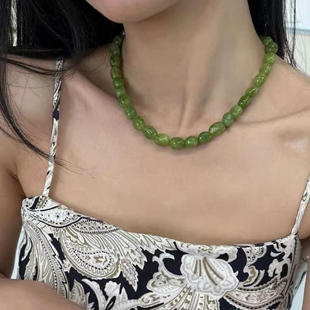Women's Elegant Green Peridot Necklace - Year-Round Neutral Color for Inner Peace & Spiritual Growth