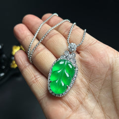 Elegant Green Jade Leaf Pendant for Prosperity, Emotional Balance, and Timeless Style