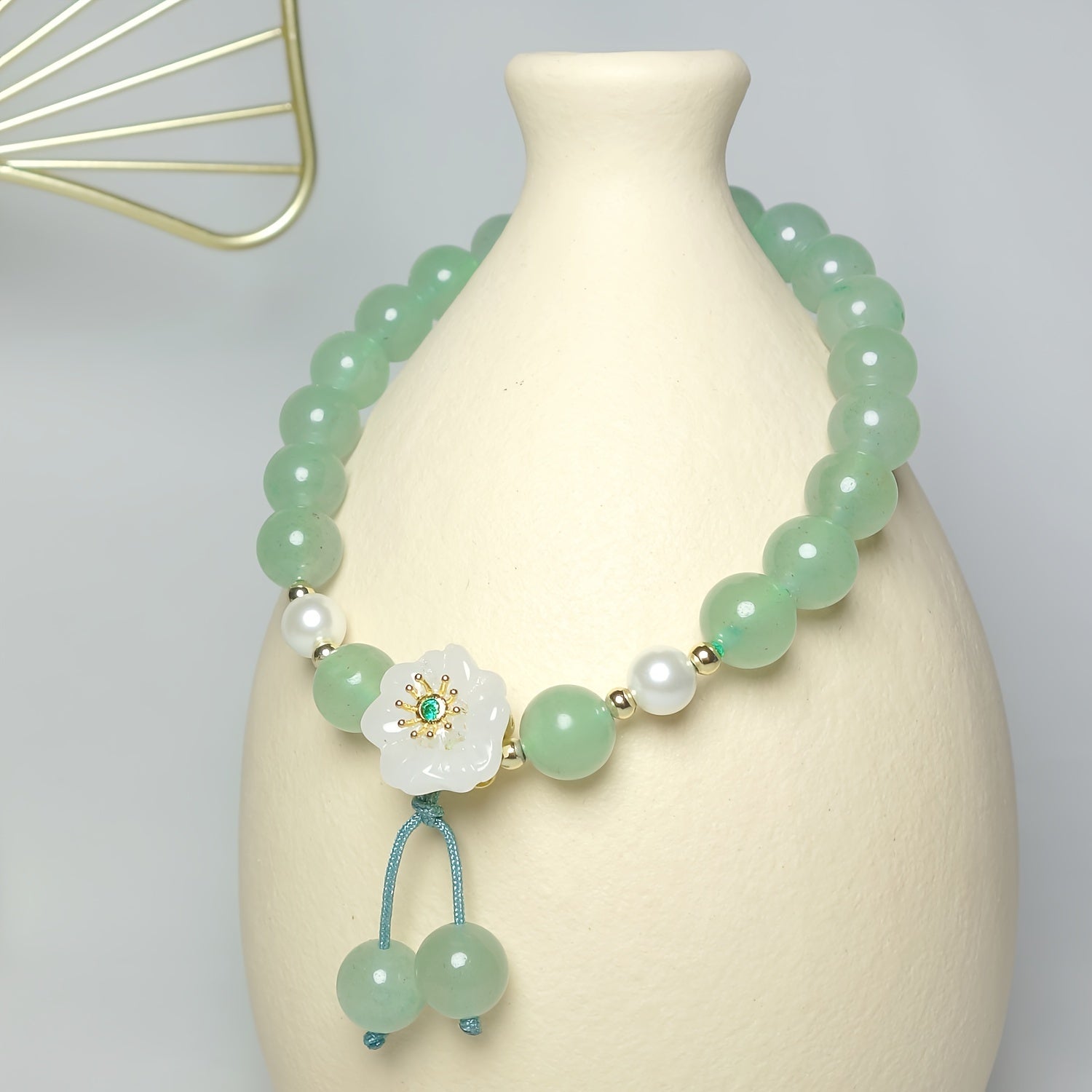 Elegant Green Natural Stone Bracelet - Floral Charm for Harmony & Growth