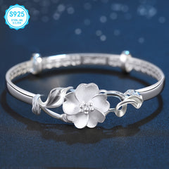 Retro Silver Flower Bracelet — 925 Sterling Silver Elegant Bloom for Heart Chakra Harmony