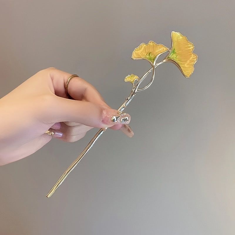 Stylish Ginkgo Leaf Hair Clip - Elegant Classic Energy for Women