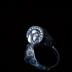 Vintage Unisex Mary Ring — Divine Feminine Energy, Protection & Spiritual Harmony Talisman