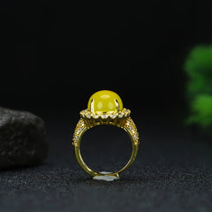 Elegant Men's Yellow Agate Ring with Gold Setting, Vintage-Inspired Statement Jewelry for Confidence, Abundance, and Timeless Style