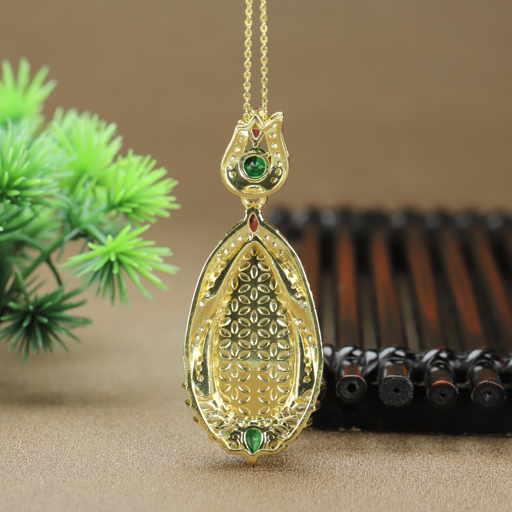 Elegant Agate Pendant Necklace with Green and Yellow Stones for Harmony and Abundance